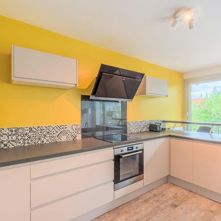 ליל Apartment Near Metro With Parking & Balconies מראה חיצוני תמונה