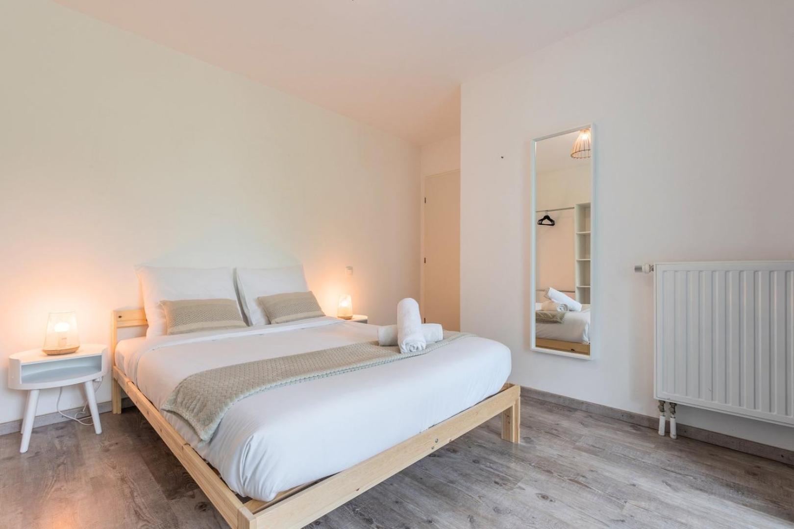 ליל Apartment Near Metro With Parking & Balconies מראה חיצוני תמונה
