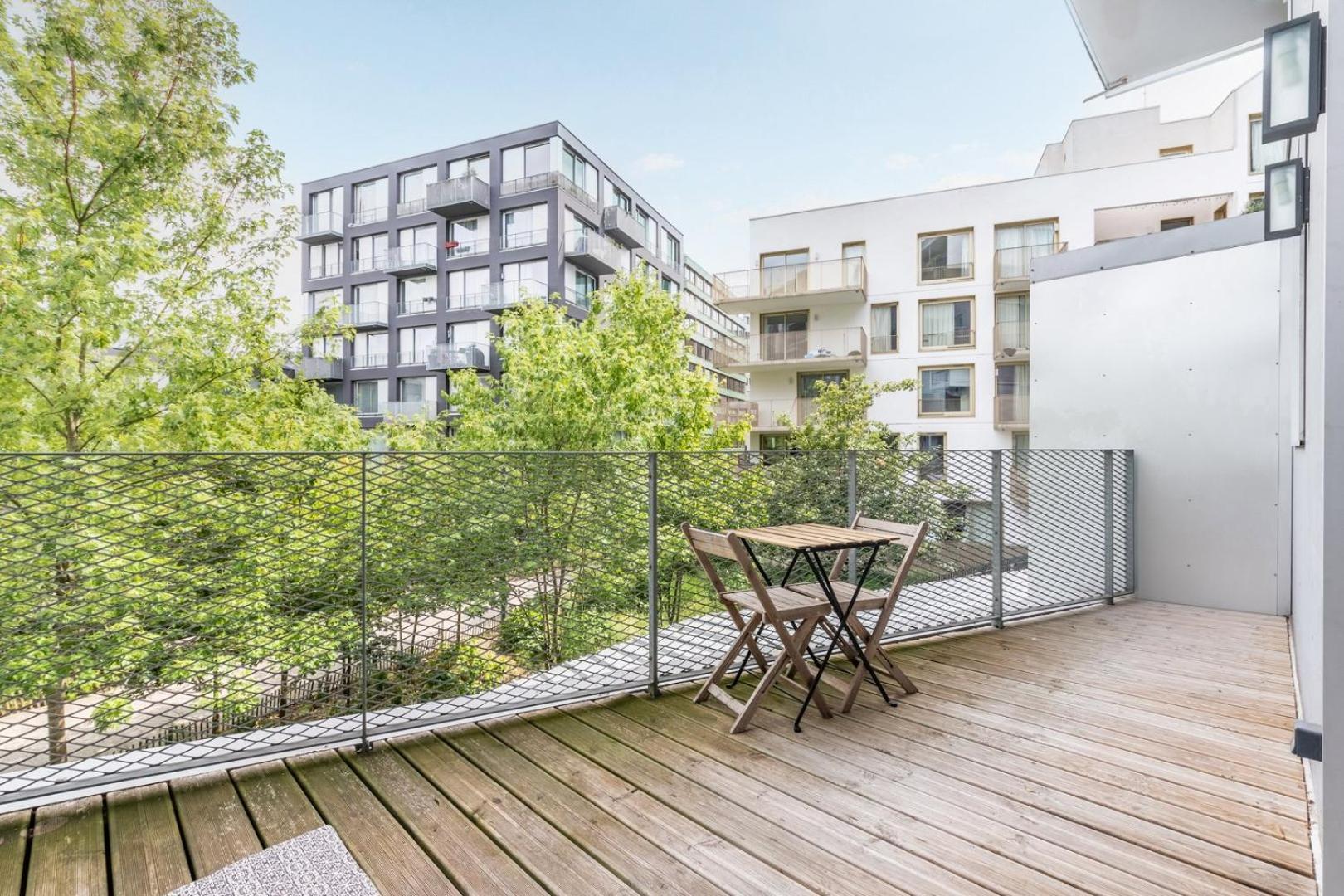ליל Apartment Near Metro With Parking & Balconies מראה חיצוני תמונה