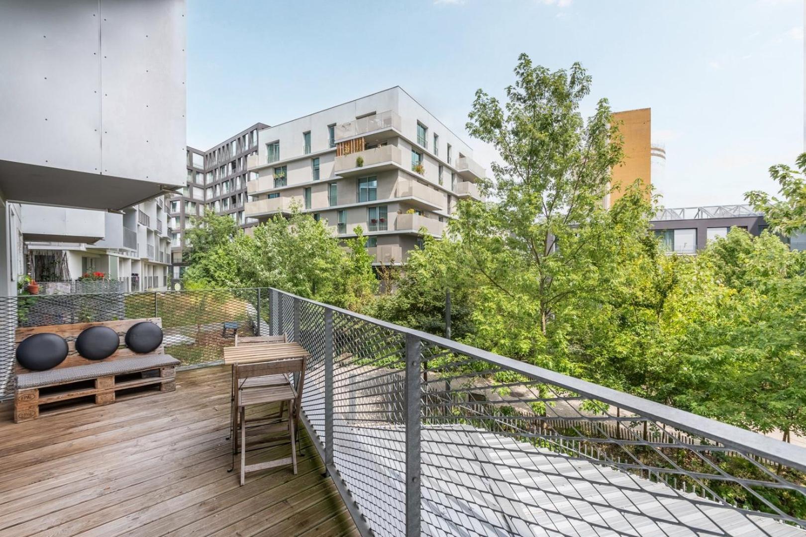 ליל Apartment Near Metro With Parking & Balconies מראה חיצוני תמונה